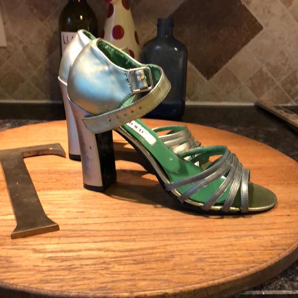 Vintage Classified Chunk Heel Size 9